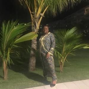 Meet your Posher, Constance